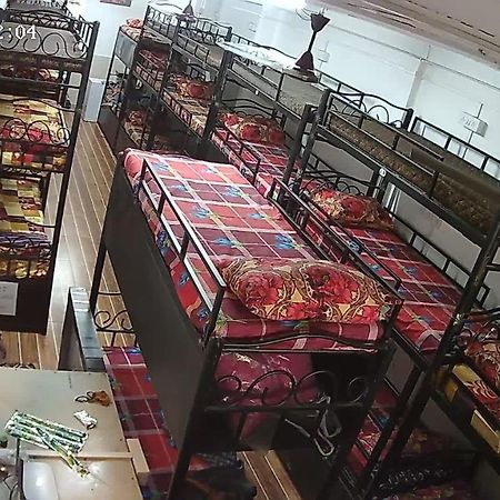 탄 Shree Balaji Ac Dormitory 호스텔 외부 사진