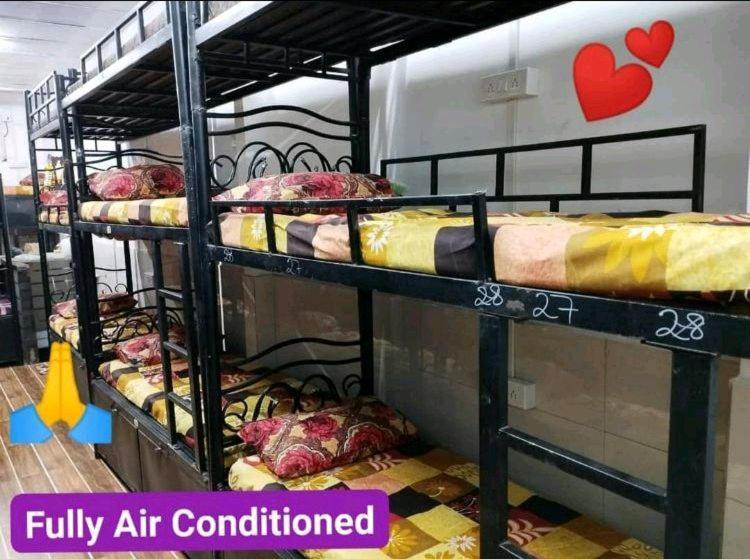탄 Shree Balaji Ac Dormitory 호스텔 외부 사진